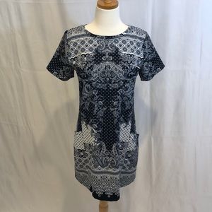 Abercrombie & Fitch Navy Paisley Shift Dress- S